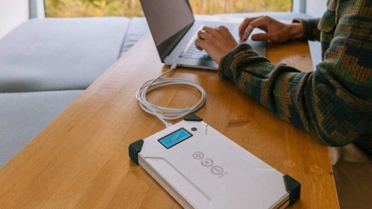 Which Power Bank Is Suitable For Charging Your Laptop? 4 Things You Need To Know