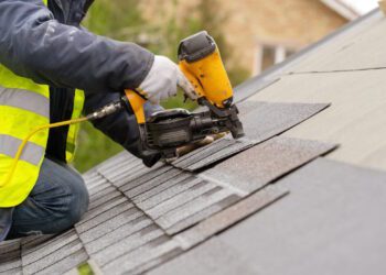 Roofing Woes? Get 5 Top-Quality Fixes on a Budget Now!
